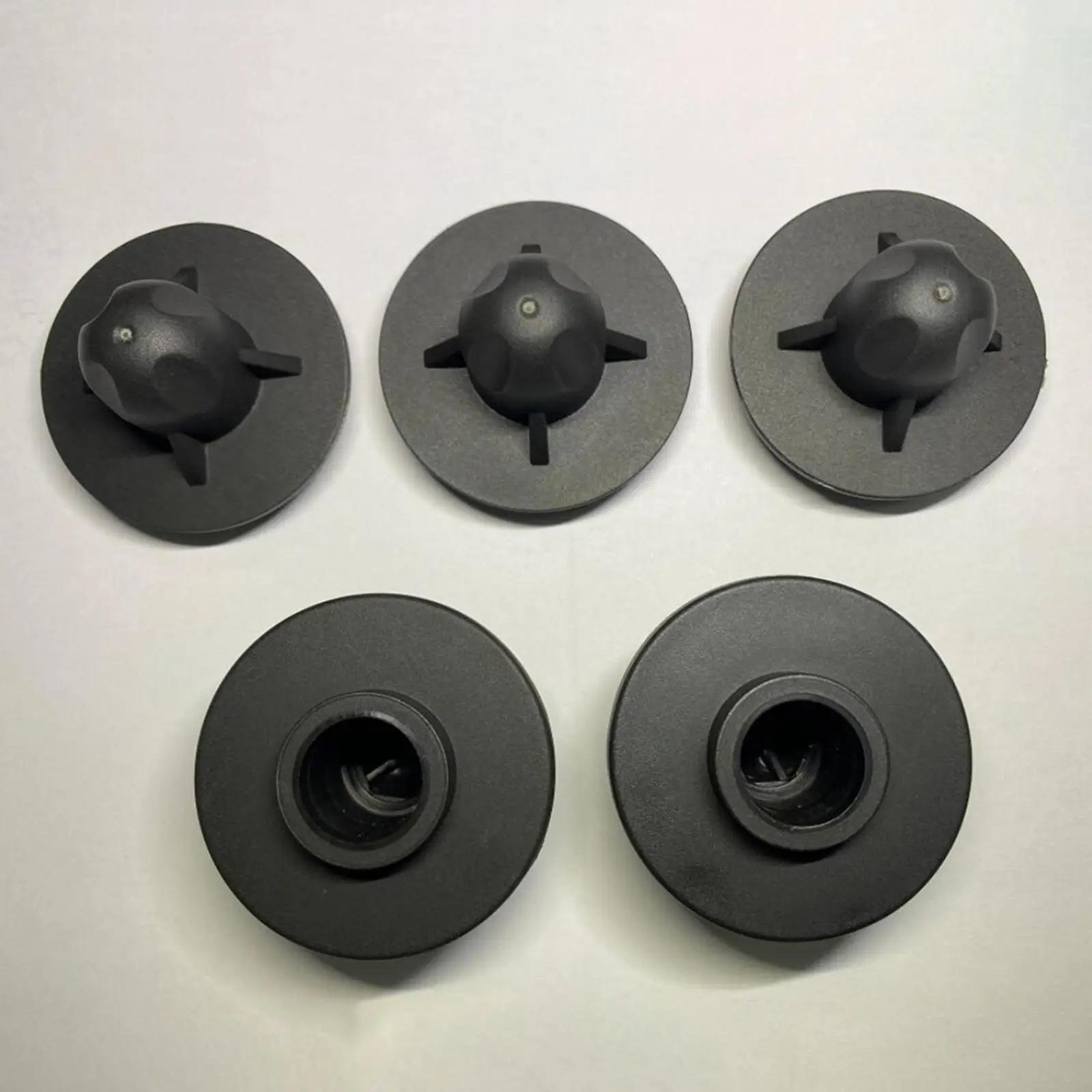 

Набор защитных накладок на ножки стульев и столов для защиты пола - 4 шт.