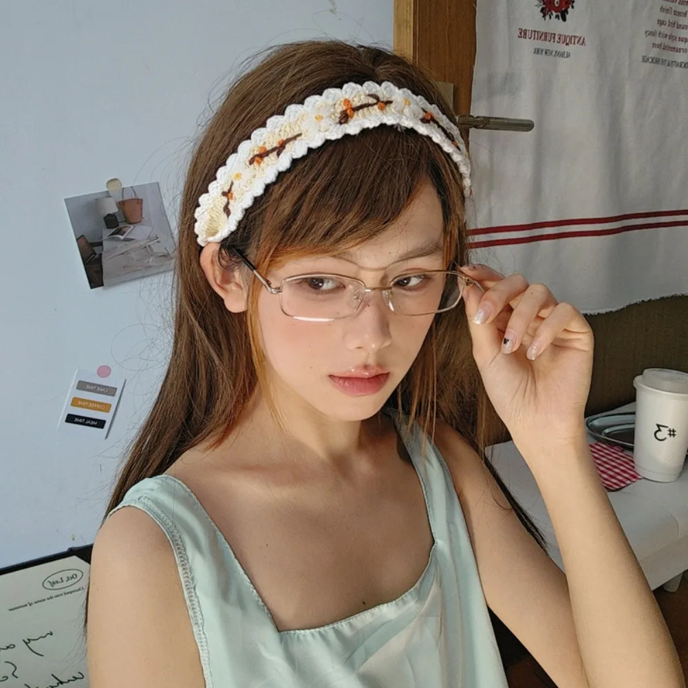 

Fashion Embroidered Knitted Flower Headband Woolen Yarn Soft Crochet Hair Band Thin Sweet Pastoral Style Hair Band Girls