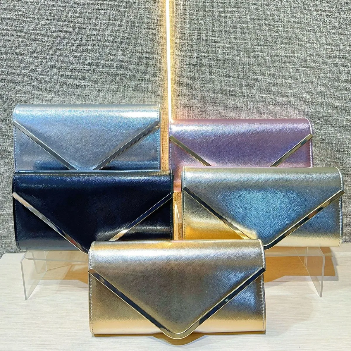 

Модная новая женская сумка-клатч, обеденная сумка на одно плечо, сумка через плечо с цепочкой, женская сумка с облаком, полиэстер