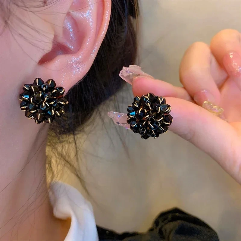 

Temperament Crystal Flower Ball Stud Earrings for Women New Fashion Unique Sweet Elegant Personality Girl Party Jewelry Gift
