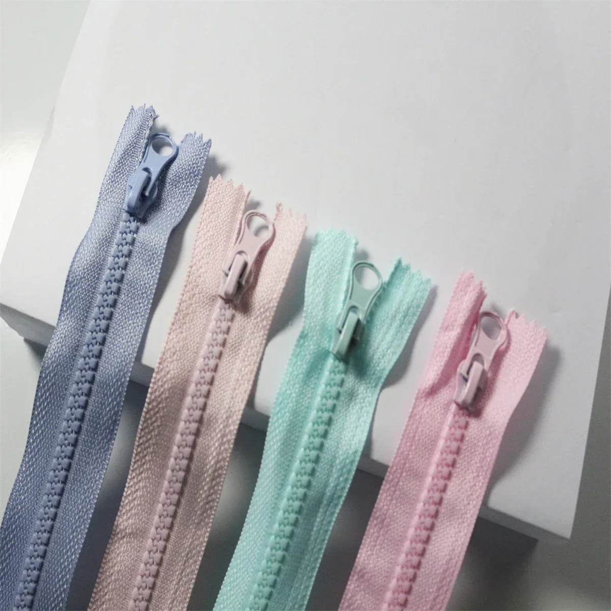 (10PCS)5# resin closed tail 40CM zipper pocket Short zipper bag closed color zipper multi-color manufacturer instant delivery