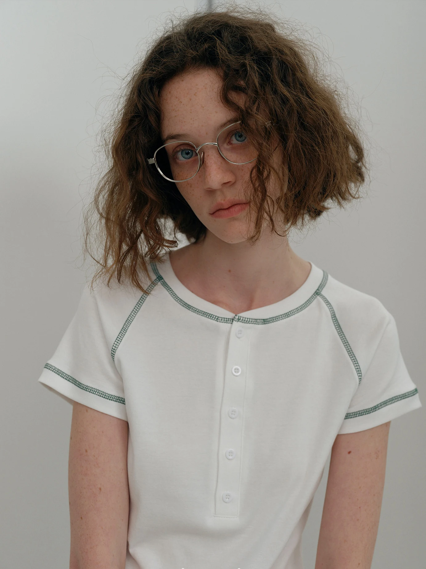 

Retro Striped White Short Sleeve T-Shirt Women's New Summer Shoulder Insertion Henry Collar Top Color Block Vertical Stripe