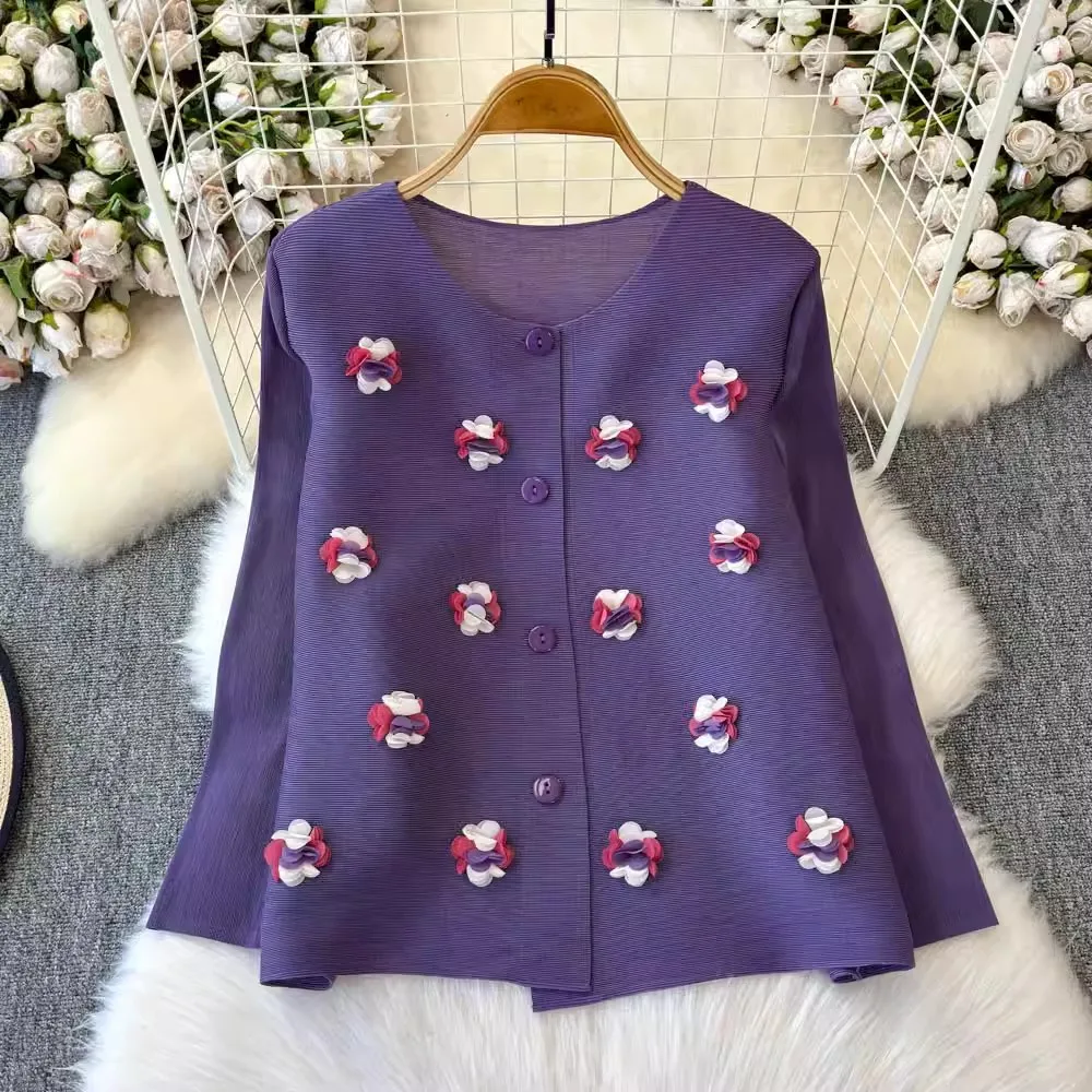 Elegant Appliques Flower Miyake Pleated Shirts Women O-Neck Long Sleeve Fashion All-match Casual Loose Cardigans Chiffon Tops view 5