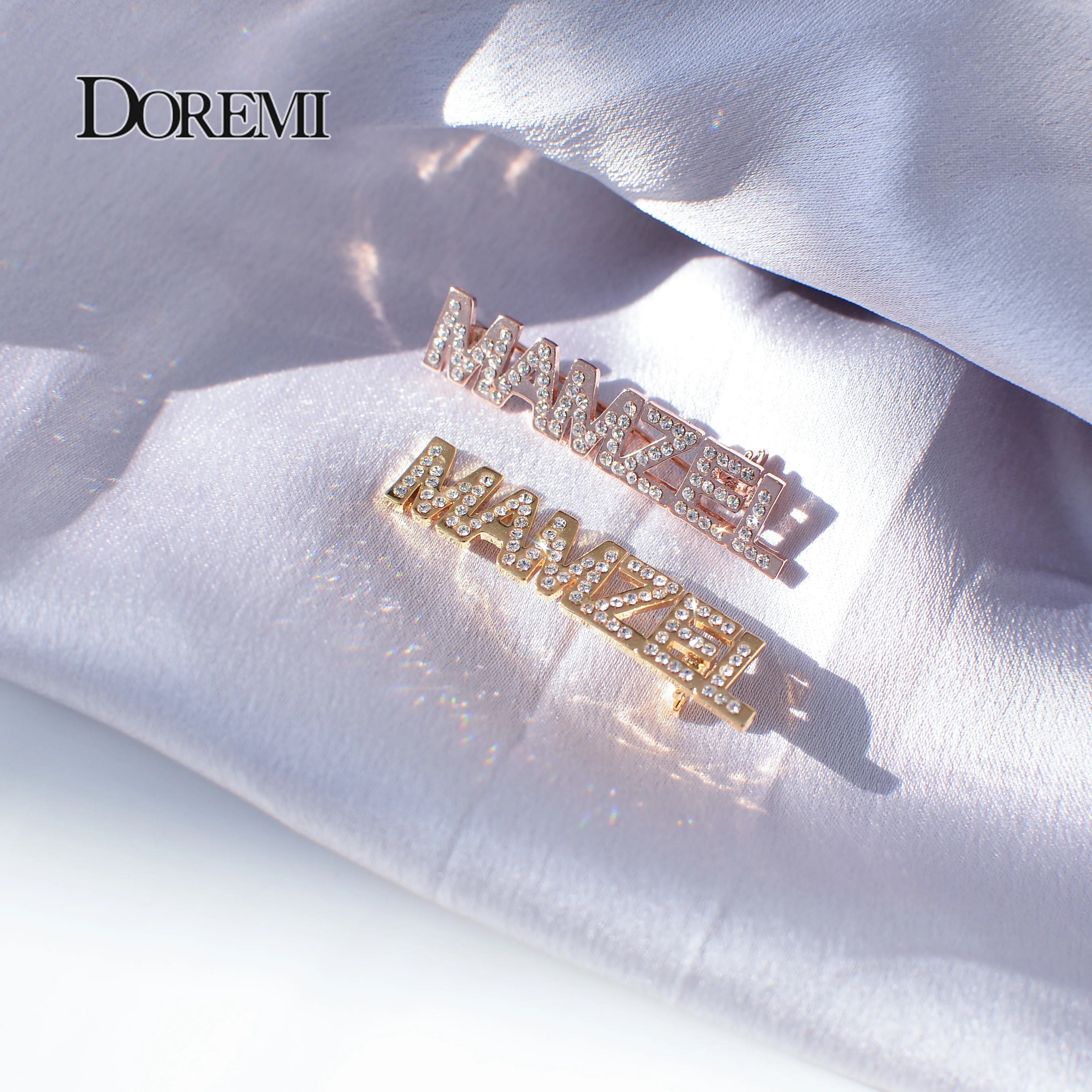 

DOREMI Stainless Custom Name Brooch Crystal Brooch for Women Men Children Personalized Brooch with Names Initial Letters Arabic