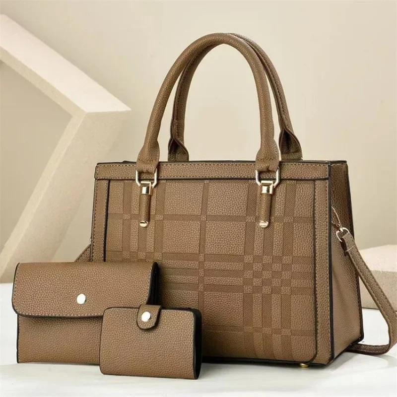 

Women's Handbag Leather Crossbody Bag Shoulder Messenger Tote Classic Elegant Design By Famous Designer