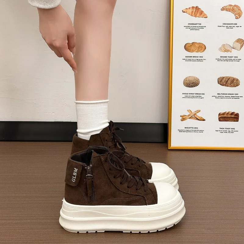 2026 Early Autumn New Fashionable Temperament Thick Soled Sponge Cake Women High Top Versatile Lace Up Height Casual Board Shoes