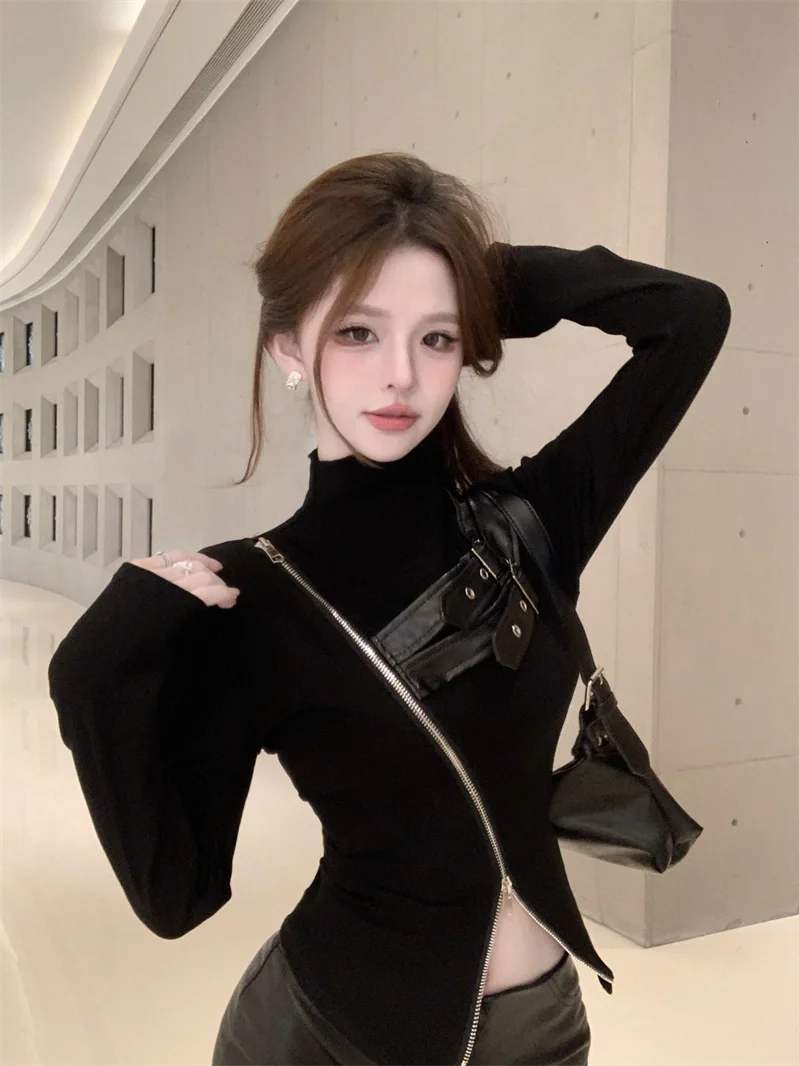 

Women Black Gothic Patchwork Leather T-shirt Harajuku Y2k Tee Top 90s Vintage Long Sleeve Turtleneck T-shirts Emo 2000s Clothes