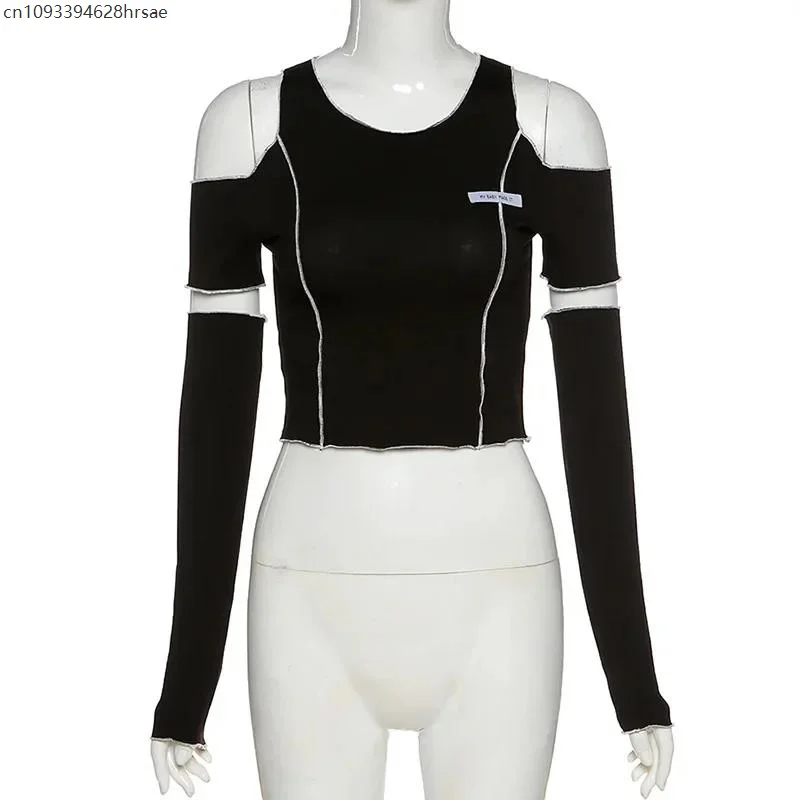 تي شيرت أسود مرقع على الطراز القوطي بأكمام واحدة Y2k قطع علوية قصيرة بحاشية مكشكشة هيب هوب ملابس نسائية تي شيرت 2025