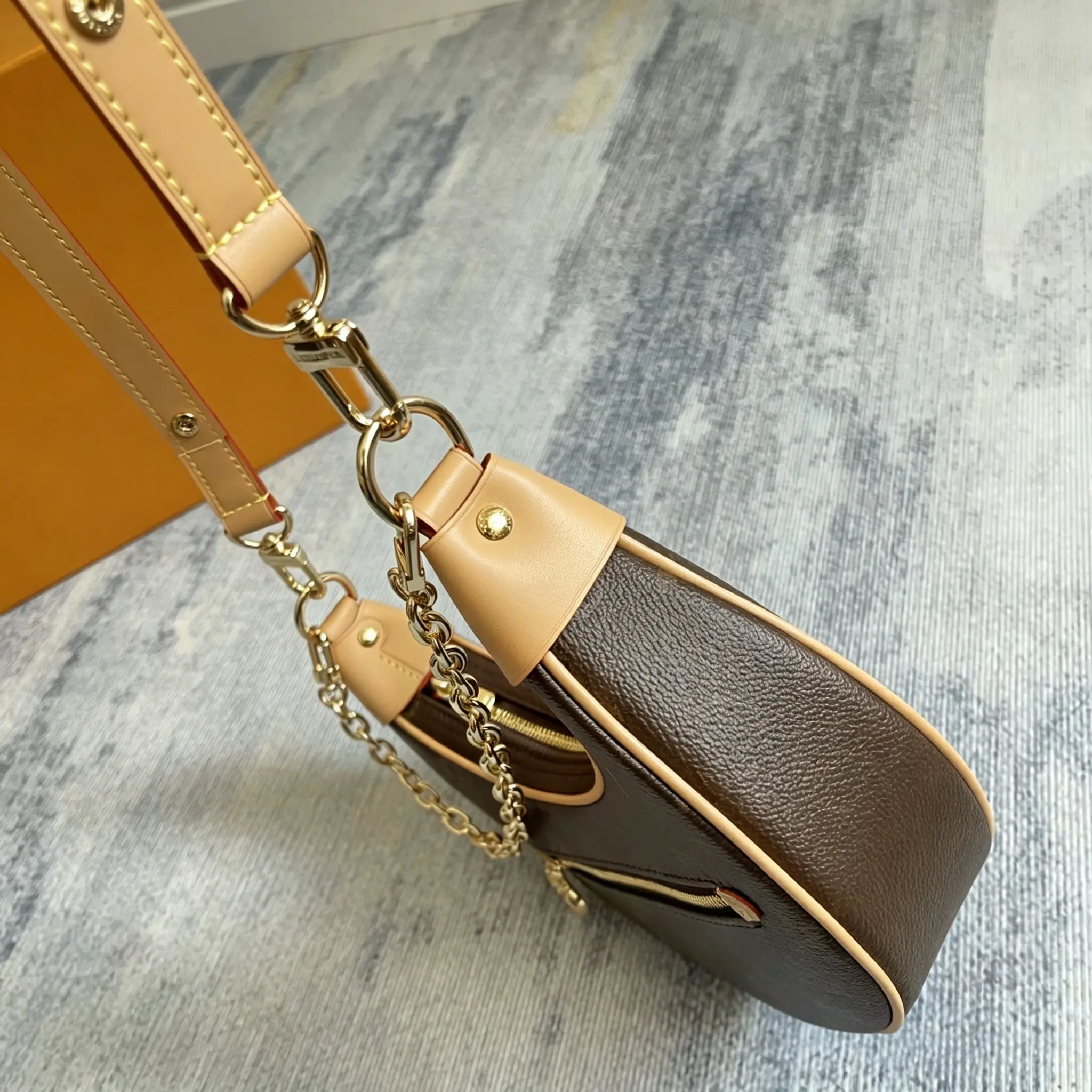 Four Seasons All-Match Universal Ladies Multi-Purpose Daily Bag Ultra Soft Smooth Pu Handheld Bag Women Shoulder Handbag Crossbody Sling Bag Versatile Holiday Outdoor Storage Organizer