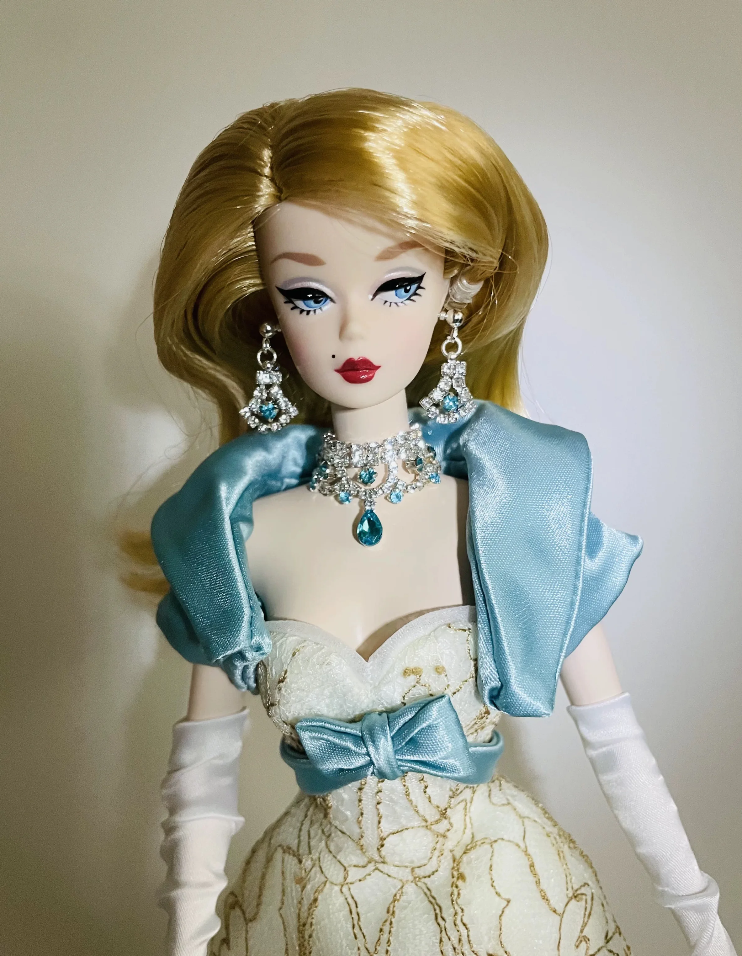 

Original Design Doll Jewellery Accessories Exquisite Temperament Elegant Luxury Necklace + Earrings Set For 30cm Doll Dress Up