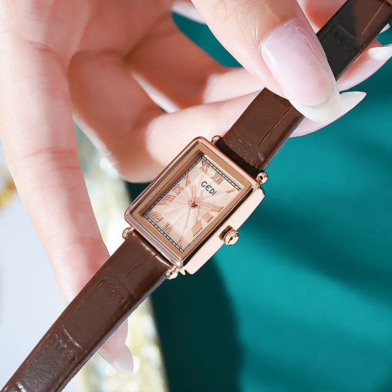 Women's Roman Retro Style Small Square Dial Student Versatile Bamboo Pattern Leather Belt Quartz Waterproof Watch