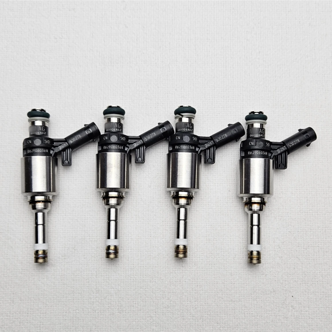 New ORIGINAL 06H906036G Fuel Injector Nozzle 06H906036E For Volkswagen BEETLE CC EOS PASSAT TIGUAN JETTA2.0T Audi A4 A6 Q5 A5