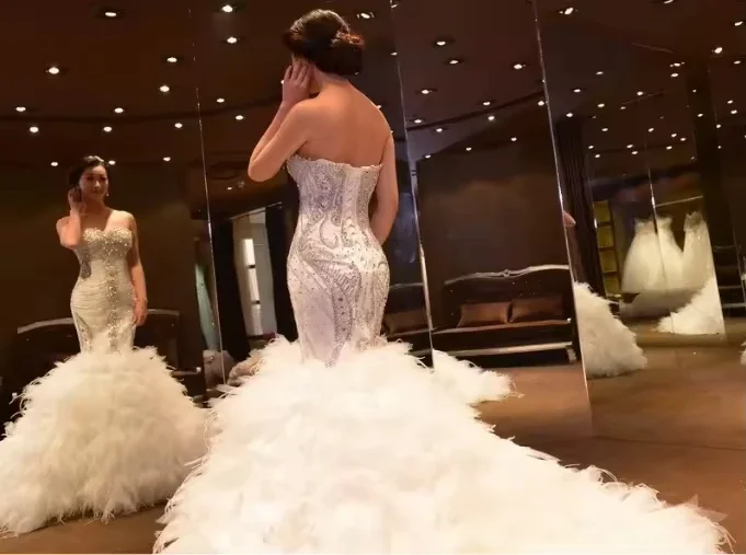 맞춤 제작 반짝이는 트렌디한 라인스톤 머메이드 스위트하트 웨딩드레스 화려한 피쉬테일 신부 드레스