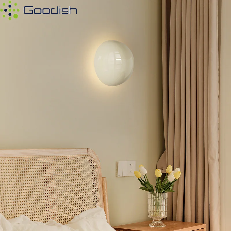 Modern Stylish Plated Fashion White Red Round Art Creative Lustre Lights LED Wall Lamps for Bedroom Home Decoration Chandeliers