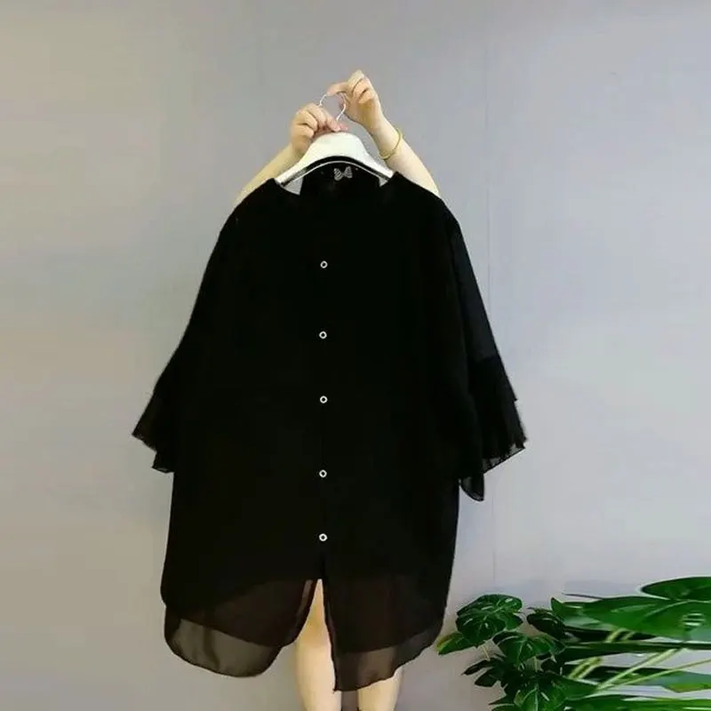 Camisa holgada con estampado de retales para mujer, blusa informal Irregular de gran tamaño que combina con todo, con botones, moda de verano, 2023