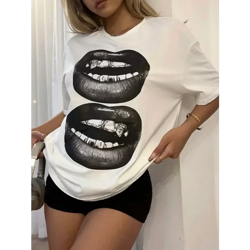 

Oversized T-shirt with butterfly patterns, black round-neck short-sleeved casual and comfortable T-shirt, women's style