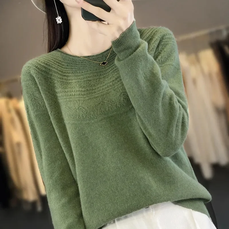 100% Merino Wool Knitted Sweater Autumn/Winter 2025 New Women's Round Neck Hollow Top Pullover Versatile Coat