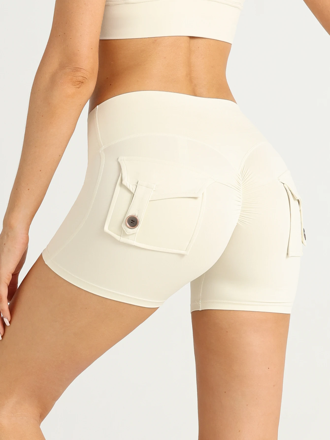 Sommer Damen Sport-Shorts mit Hoher Taille, Plissiertem Hüftlift-Design, Taschen, Atmungsaktiv, Bequem für Laufen, Radfahren, Freizeit und Yoga