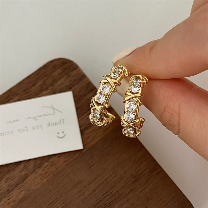 Vintage CC Design Stud Earrings for Women Korean Fashion X Cross Zircon Earring Engagement Jewelry Gifts Wholesale