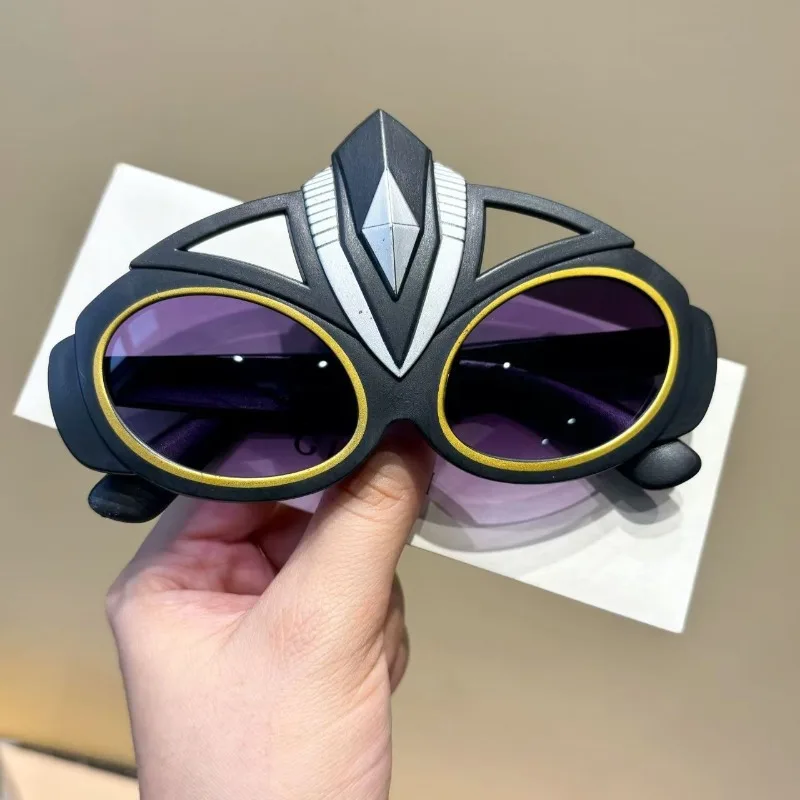 Ultraman Tiga Anime Sunglasses Fashionable UV Resistant Sunshade Glasses Outdoor Casual Glasses Gift