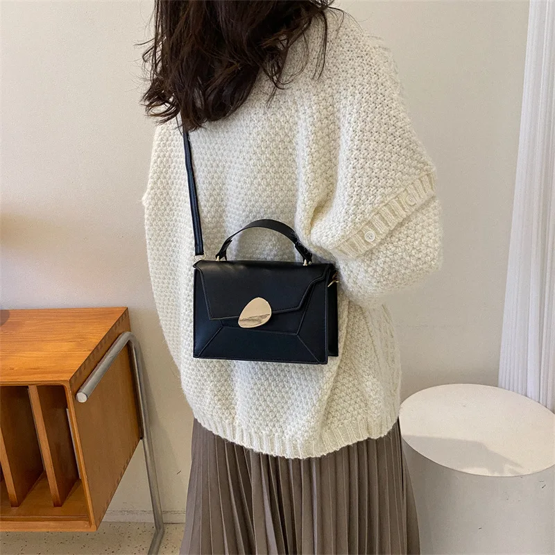 Women Bags Trend Handbags Retro Designer Luxury Crossbody Bags Female Contrast Color Shoulder Bag for Women Casual Simple Totes