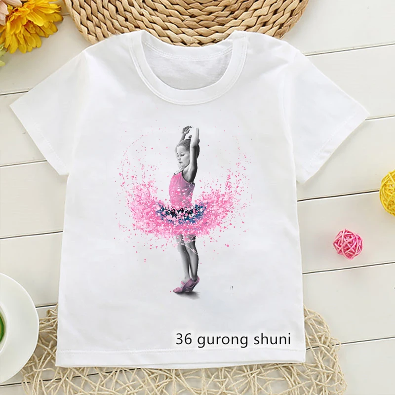 T-shirt imprimé séparés euse de ballet d'interconnexion pour filles, vêtements pour enfants, chemise blanche à manches courtes, Harajuku, Kawaii, mode estivale, 2024