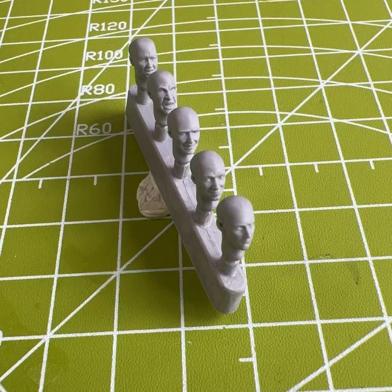 

1:35 Die Cast Resin Model Kitssoldier Model Helmets Replacement and Modification Unpainted