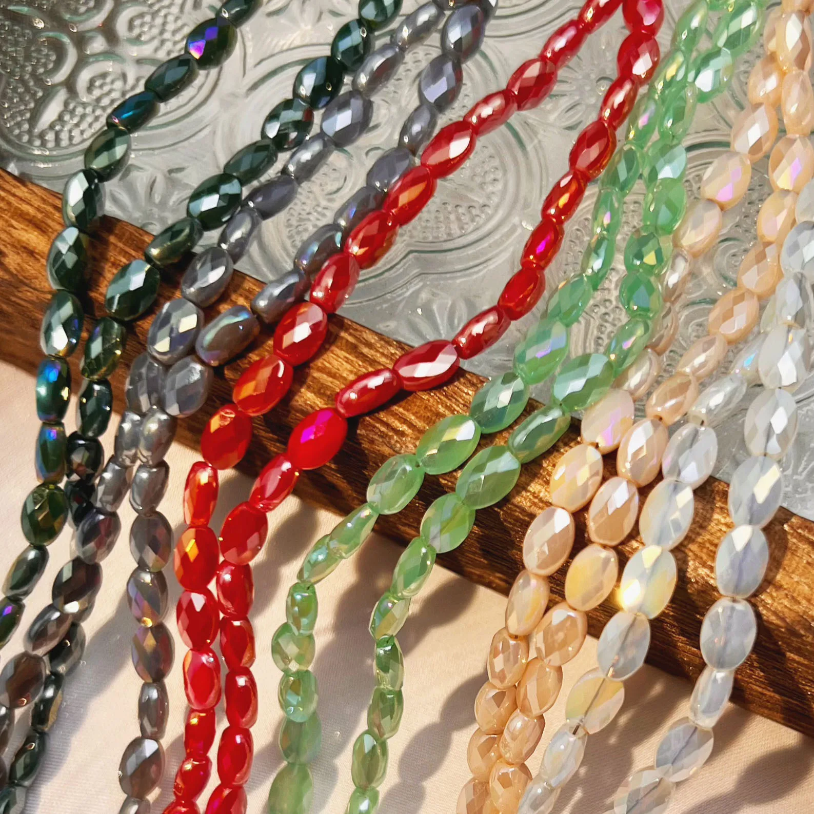 

100Pcs Handmade DIY Beaded Jewelry Clothing Crystal Beads Plated Color Cut Beads Jewelry Accessories Bracelet Necklace