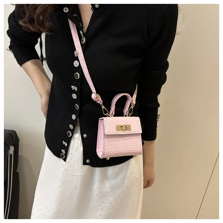 Trendige Geprägte Mini-Damen-Umhängetasche mit Goldverschluss Schultertaschen Abnehmbarer Riemen Henkeltasche Niedliche Crossbody-Handtasche – Detail 23