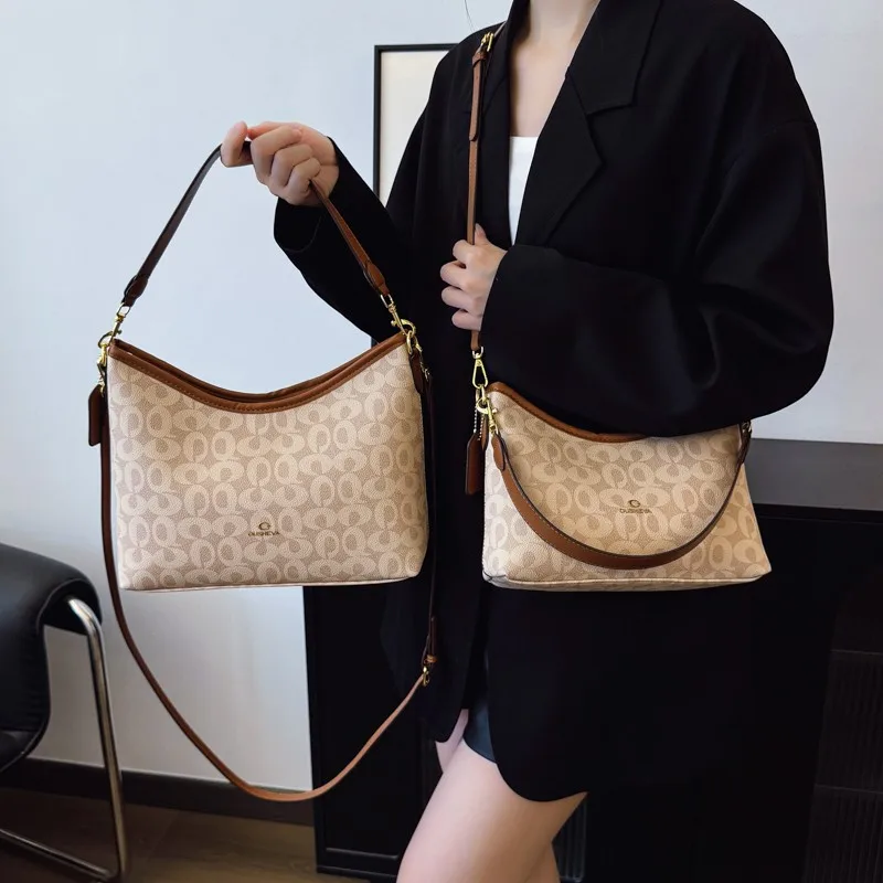 

Convertible Bucket Female Bag: 3-Way Wearable European Style Handbag, 2025 Popular Light Luxury Accessory for Everyday Chic