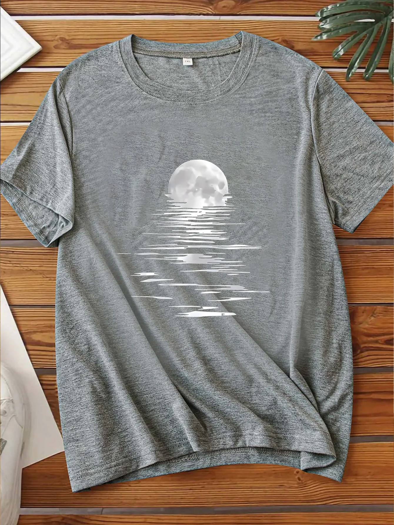 

Женская футболка больших размеров с круглым вырезом и короткими рукавами, с принтом, размеры 1-7XL, удобный повседневный топ для женщин (Fan Gear)