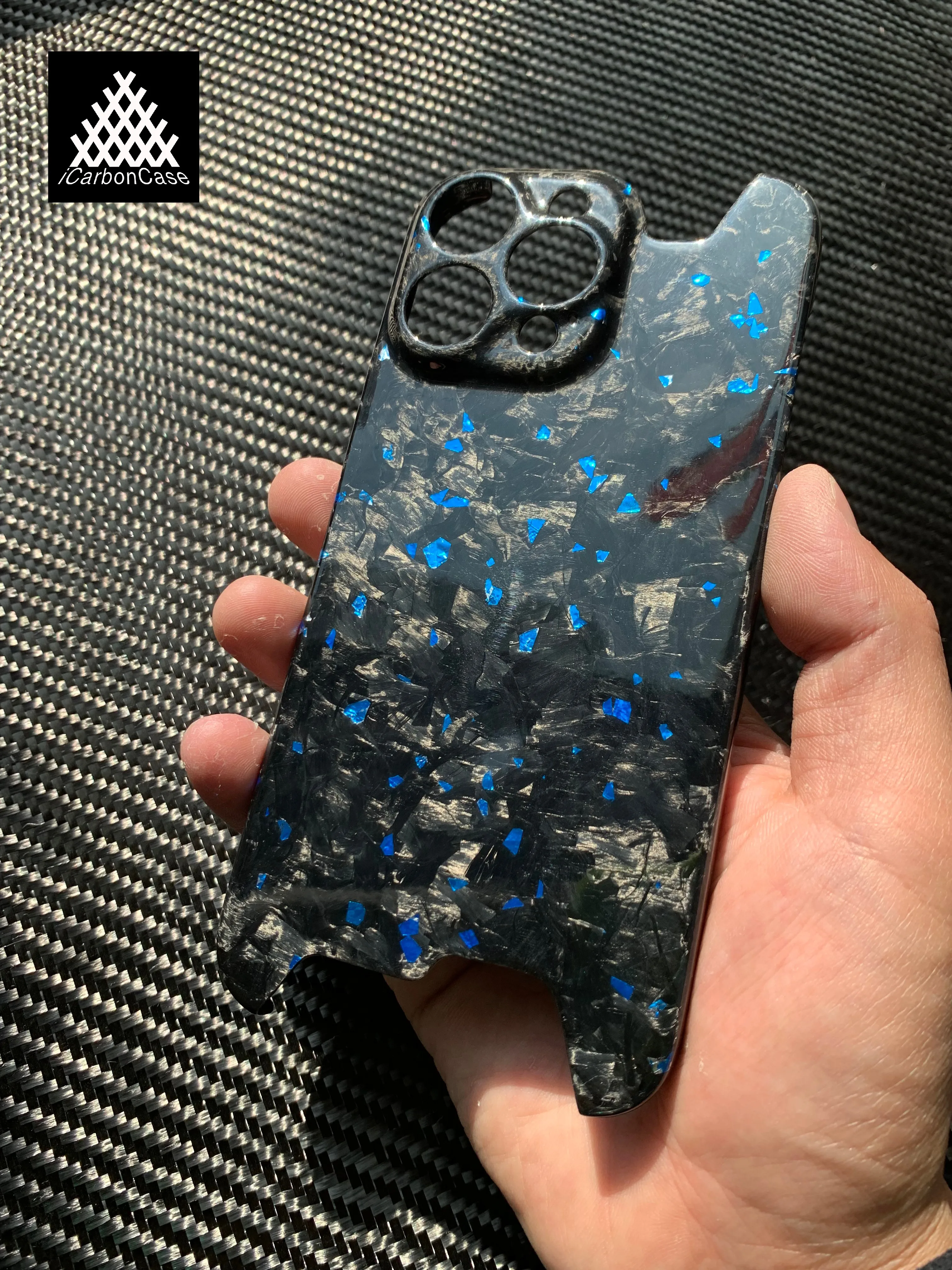 

Real Glossy Forged Ultra light Full Carbon Fiber Case for iPhone 16 15 14 Pro Max 16Pro 15Pro 14Pro with Color Flakes fragments