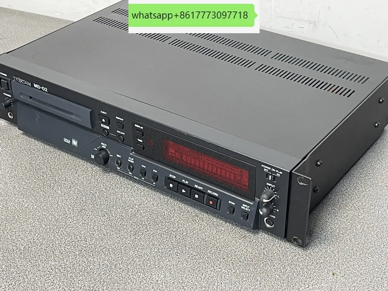 MD-02 MD Desktop Player Balance Interface Professional Mini Disc Machine 220 Voltage 2 Hands