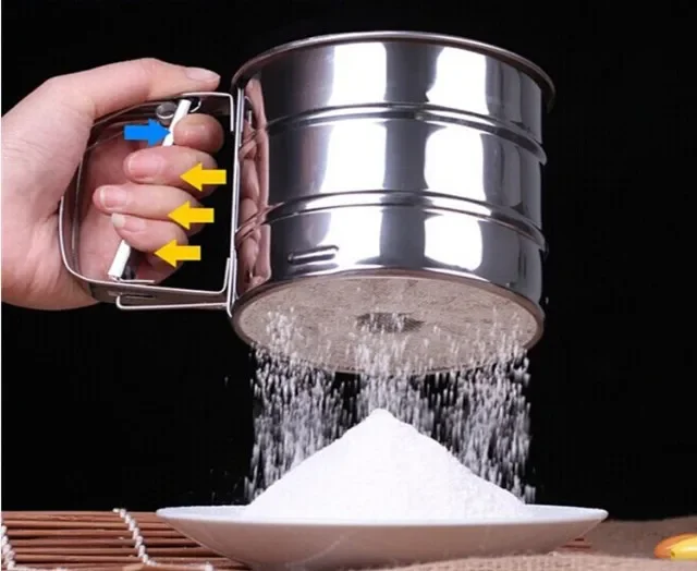 

Stainless Steel Flour Cup Powder Sieve Mesh Kitchen Gadget for Cakes Hand-Screened Sugar Mesh Sieve Baking Strainer