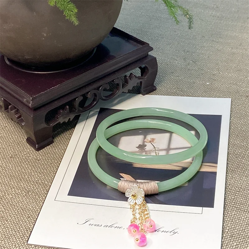 2Pcs/Set Imitate Natural Jade Jingle Peach Blossom Jelly Strips Bangles Retro Simple Girl Antique Glass Women\'s Jewelry Gifts