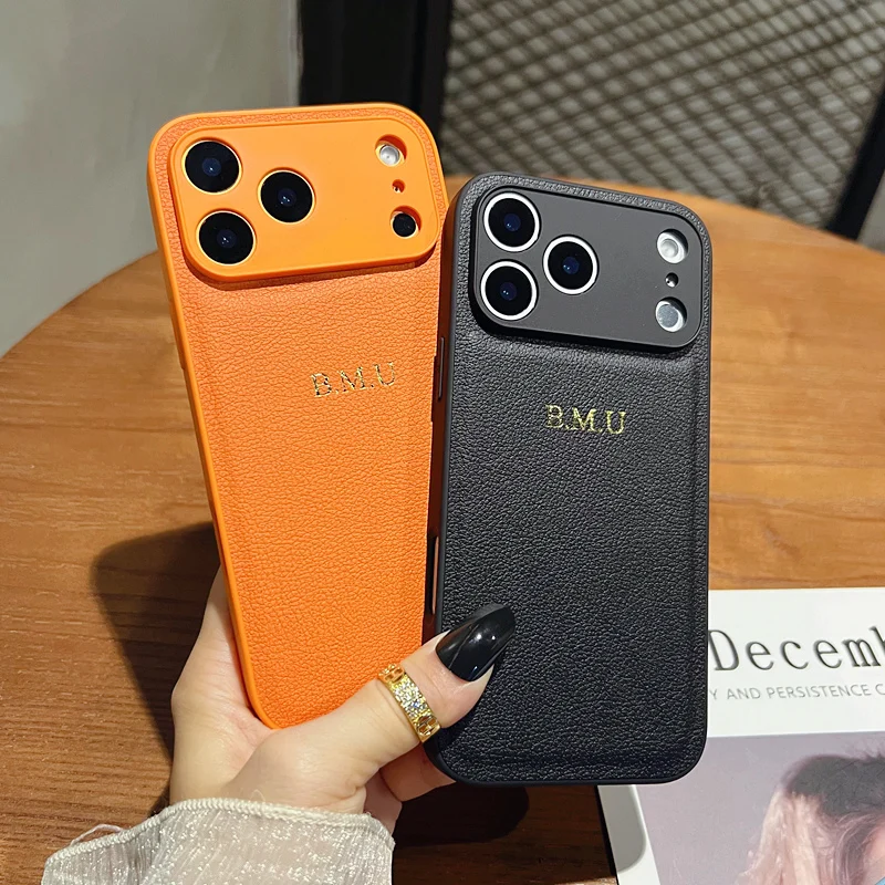 Funda de cuero con nombre dorado y iniciales personalizadas de lujo para iPhone 17 16 15 14 13 12 11 Pro Max Xs Max, funda trasera a prueba de golpes