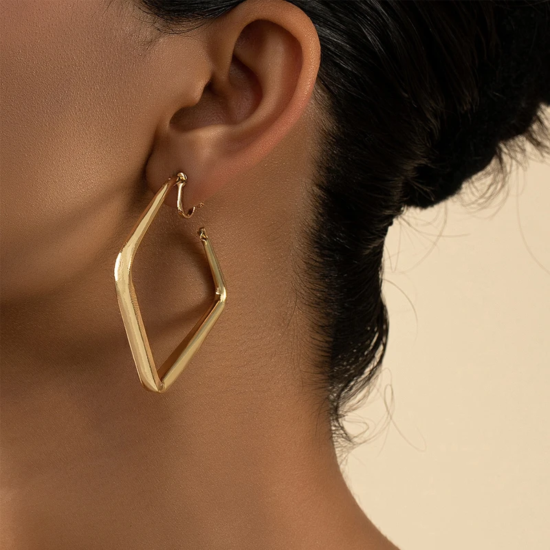 Modische Goldfarbene Große Quadratische Creolen für Damen, Übertriebene Metallische Geometrische Unregelmäßige Kreis-Ohrclips ohne Piercing, Schmuck – Detail 4