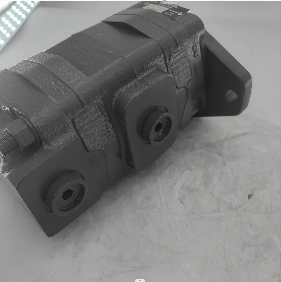 VOE14561970 14561970 Excavator Ec330 Ec360 Ec460 Hydraulic Gear Pump