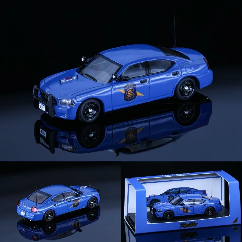 

Rollin 1:64 Dodge Charger MSP die-cast alloy car model, a gift for friends, a decorative item for a boy's room.