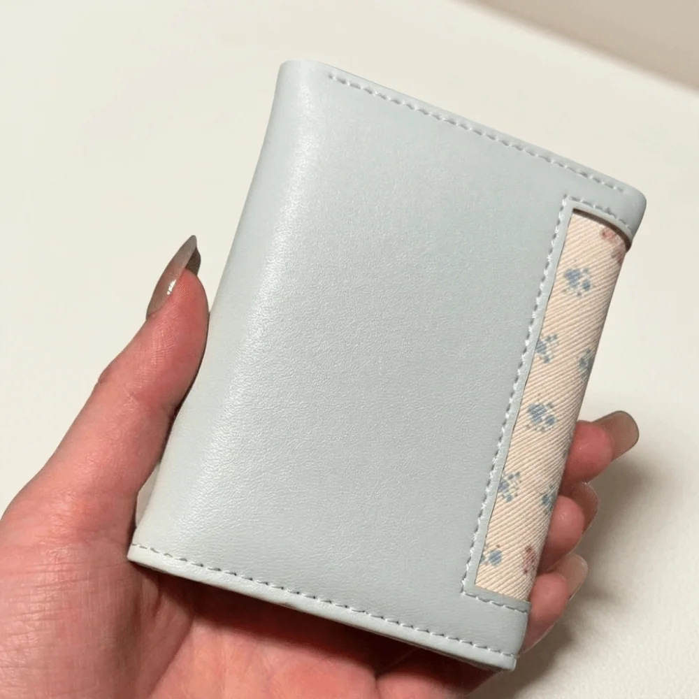 PU Bifold Wallet Compact Folding Structure Portable Coin Wallet Floral Bear Print Stitched Trim Card Holder Wallet
