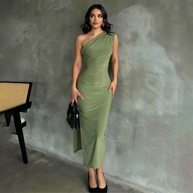 Women's Solid Color Slanted Shoulder Party Dress Pleated Sleeveless Waist Cinching Prom Gown Sexy Slit Holiday Evening Robes