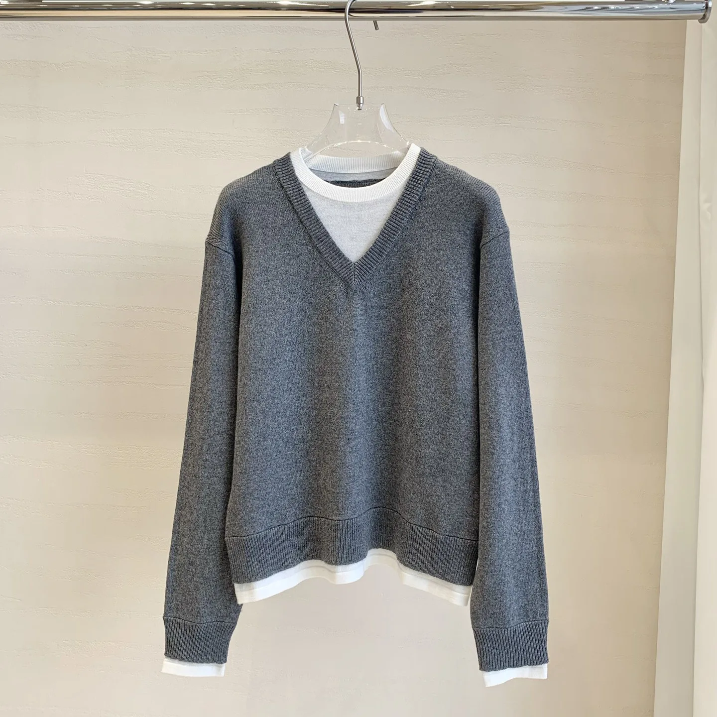 Women's Autumn and Winter New All-match Fake Two-piece Base Sweater