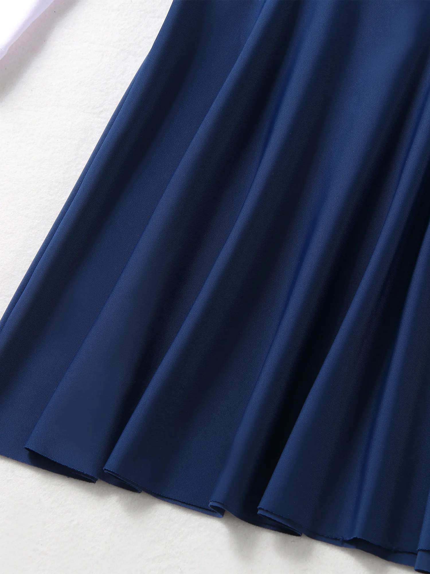 Costume da bagno rash guard per bambina, set da bagno modesto, abito da bagno a maniche lunghe con pantaloncini per la pratica del nuoto delle vacanze estive in spiaggia