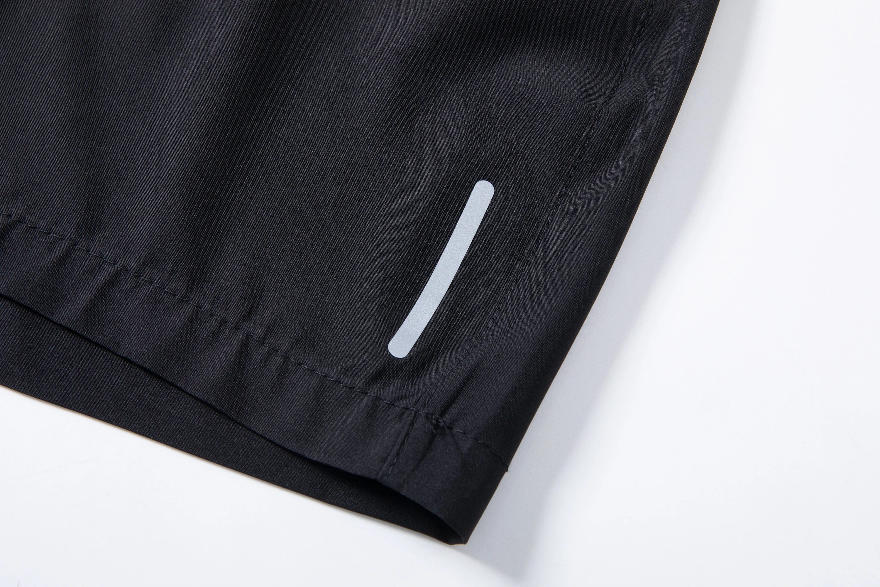 Confezione da 3 pantaloncini estivi da uomo in tinta unita, eleganti pantaloni con cerniera e strisce riflettenti, adatti per la corsa, lo sport e l'uso quotidiano