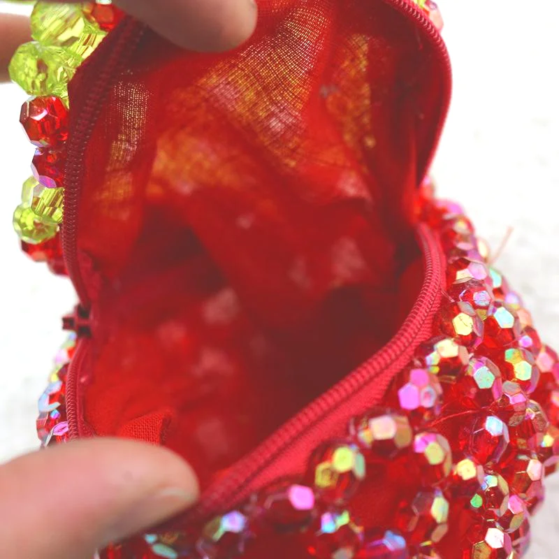 Cute Beaded Strawberry Shape Crossbody Bag Handmade Fruit Design Fashion Purses and Handbags for Women Party Mini Clutch Wedding