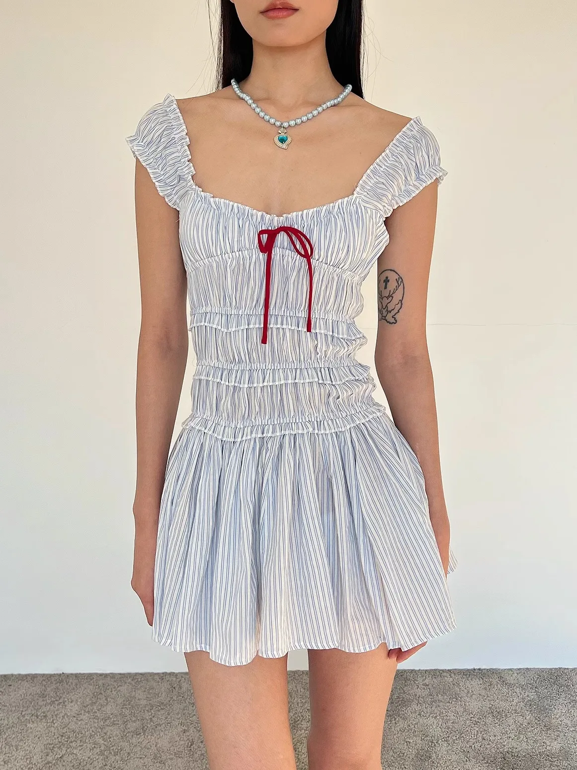 

HIGHLIFE American Sle Spicy Girl Teenage Sensation Small Escape Princ Pure Desire Slim Striped Knot Dr