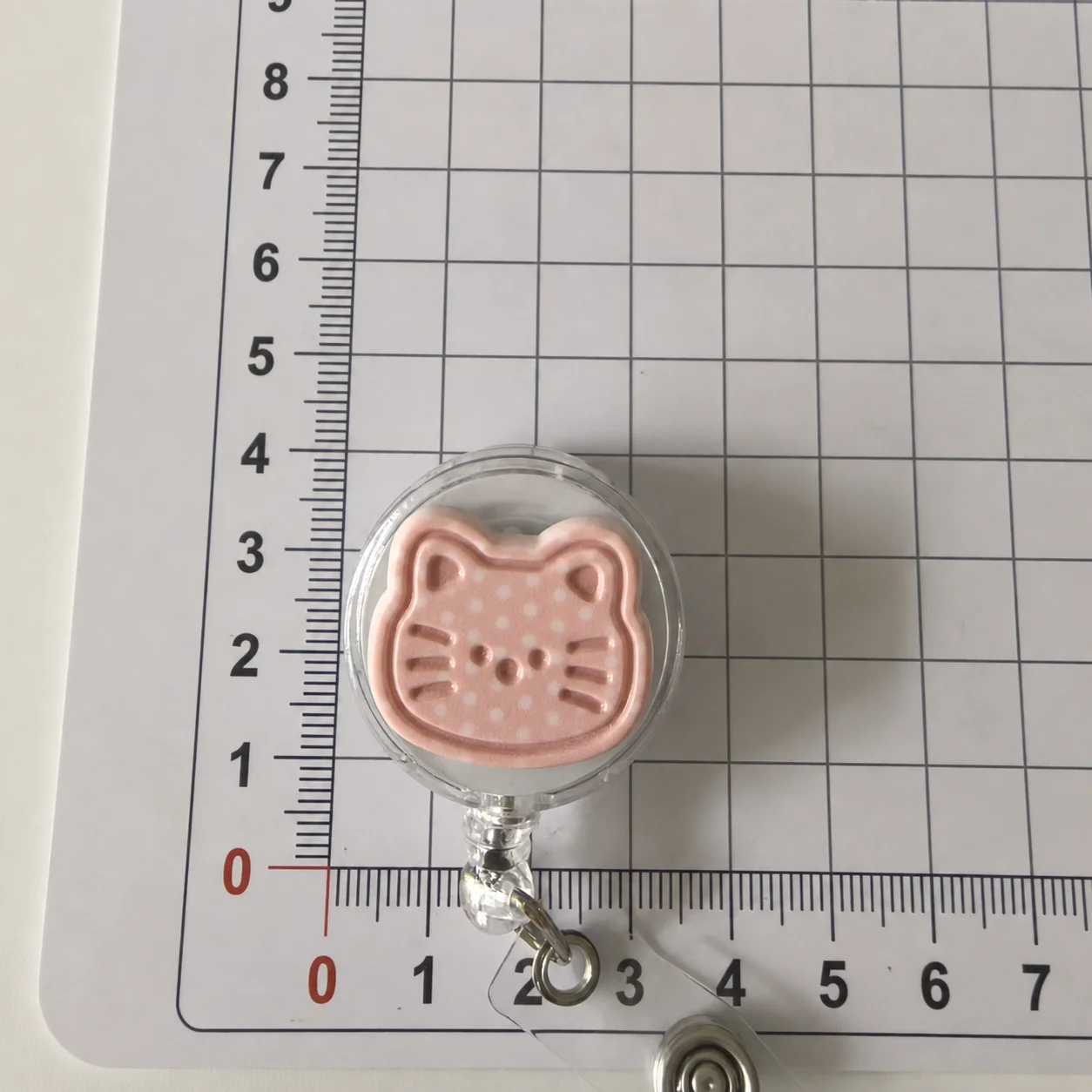 Cartoon Cat Retractable Badge Holder Anti-Loss Gadget For Nurses Students Pull Badge Id Lanyard Name Tag Card Badge Holder Reels