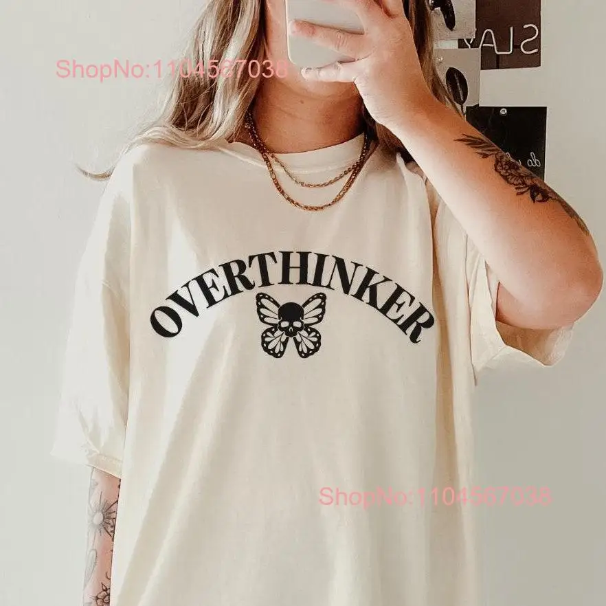 

Футболка Overthinker Overthinking Mental Health Comfort Colors Overstimulated Funny Introvert Anxiety