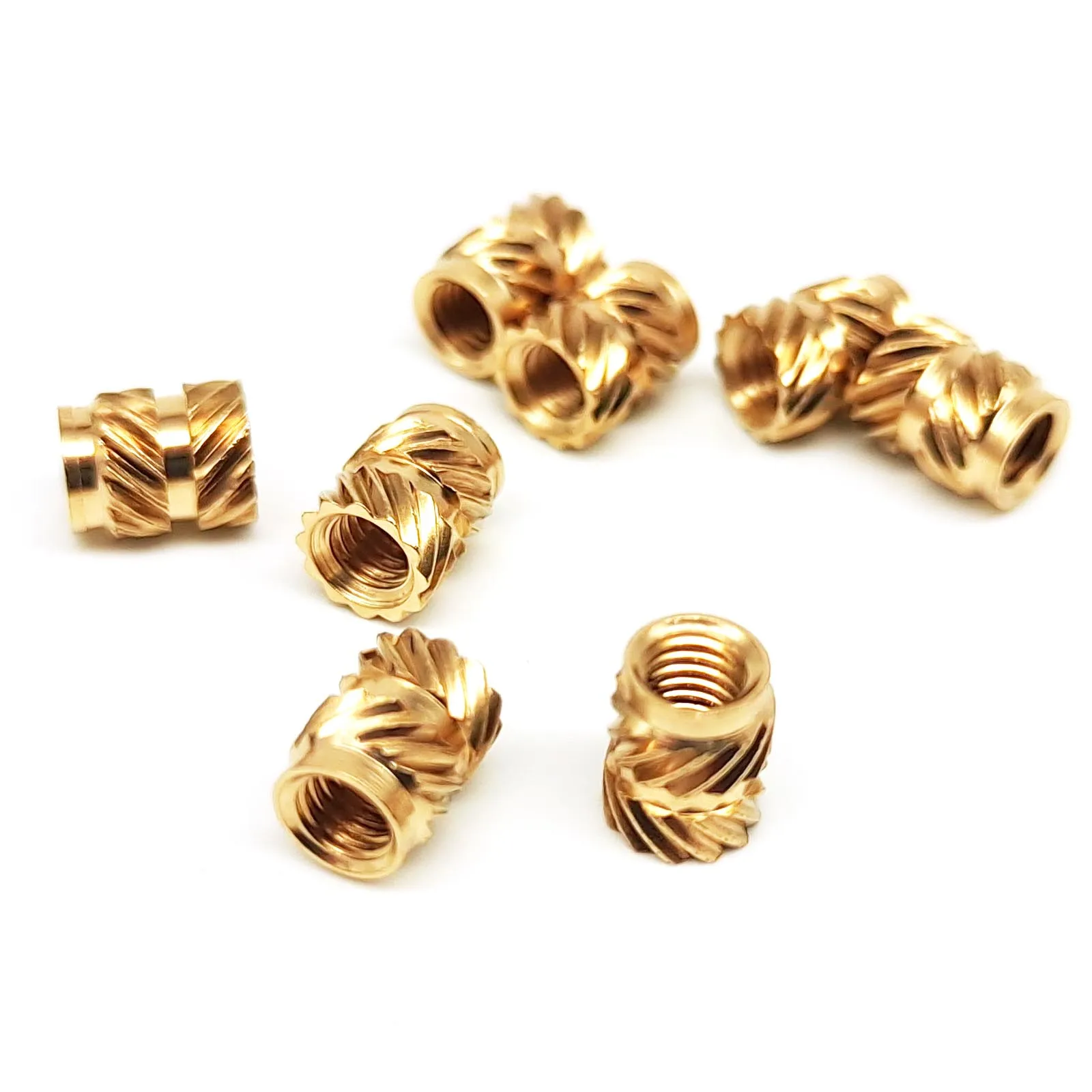HZYUEGOU100 Stück M3x5,7x4,6, 5,7 mm Höhe, 4,6 mm Außendurchmesser, gerändelte Messing-Einsteckmutter für 3D-Drucker, Heißschmelz- und Heißspritzgussverfahren – Detail 2