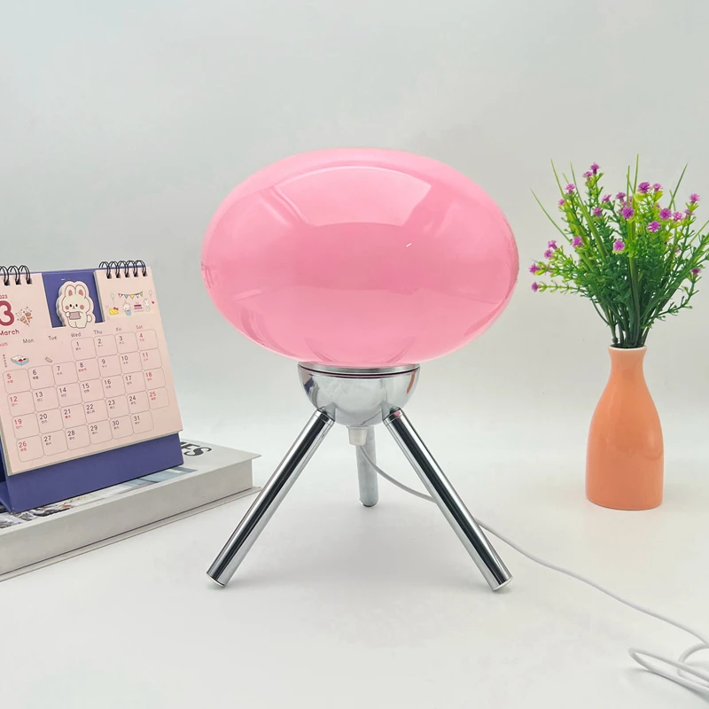 韓国バウハウス中古代テーブルランプレトロライト高級寝室雰囲気高級ベッドサイドランプイン北欧装飾